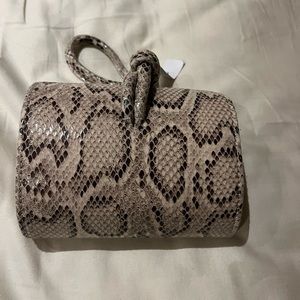 Top shop mini clutch